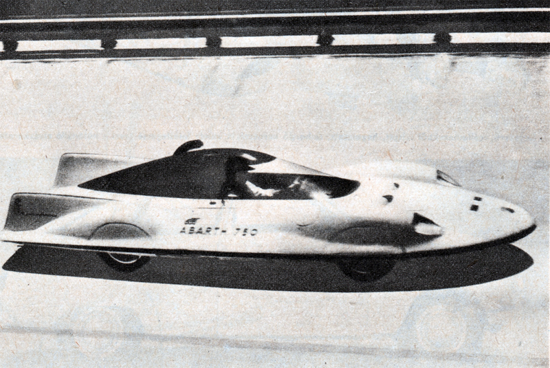 Illustration for article titled The Blazing Fast Evolution of Land Speed Record Cars